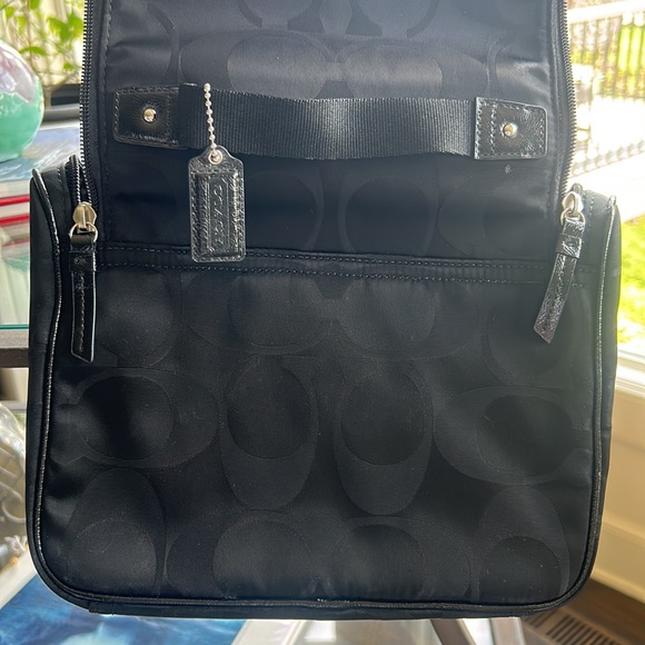 Coach Cosmetic/Toiletry Bag with handle - Picture 6 of 8